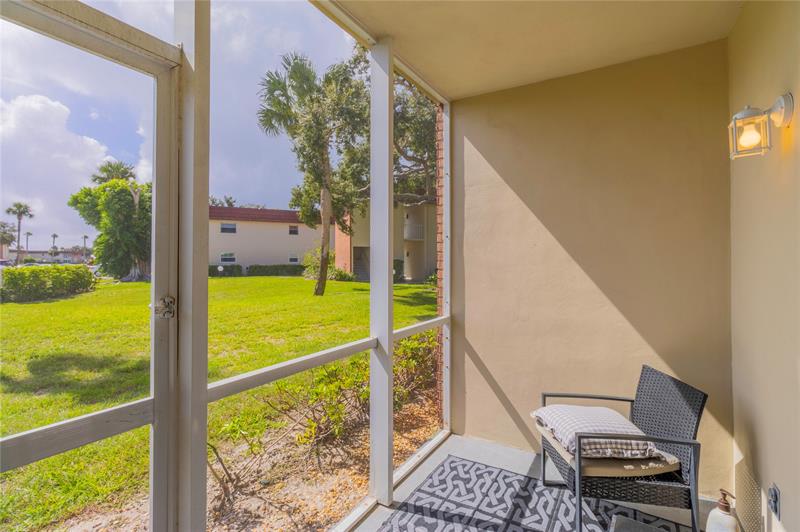 Image 18 of 22 For 50 Woodland Dr  104