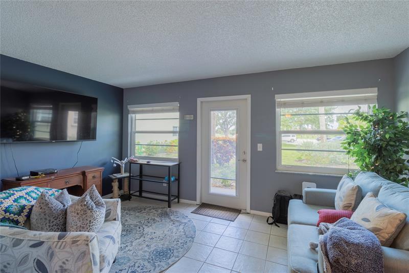 Image 9 of 22 For 50 Woodland Dr  104