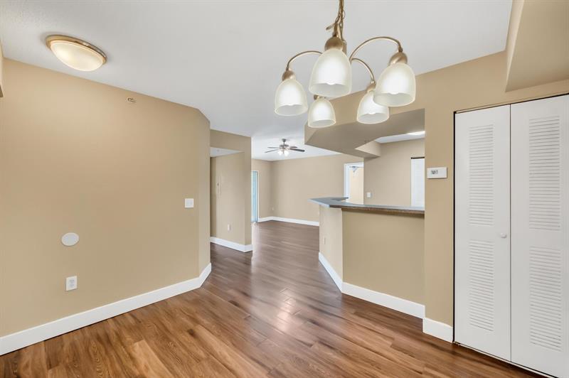 Image 15 of 19 For 3761 Mediterranean Ln  112