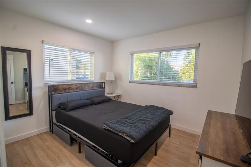 Image 28 of 48 For 730 75th Ave