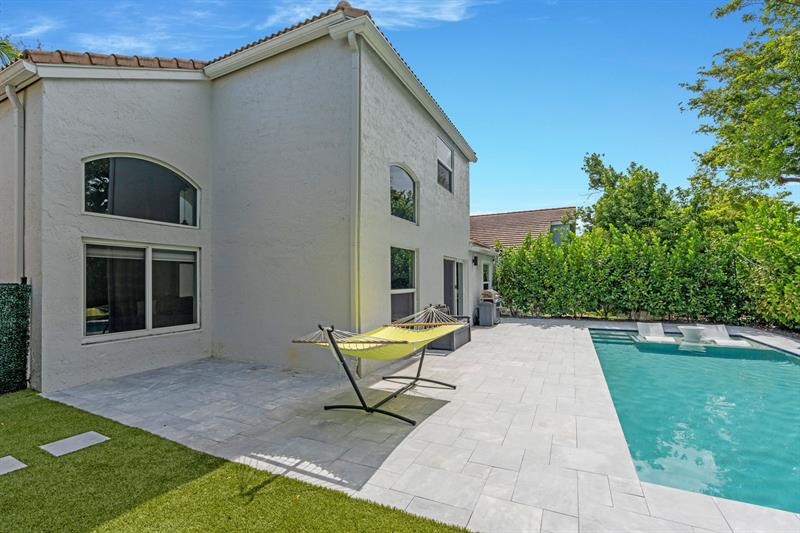 Image 38 of 53 For 11661 3rd Dr