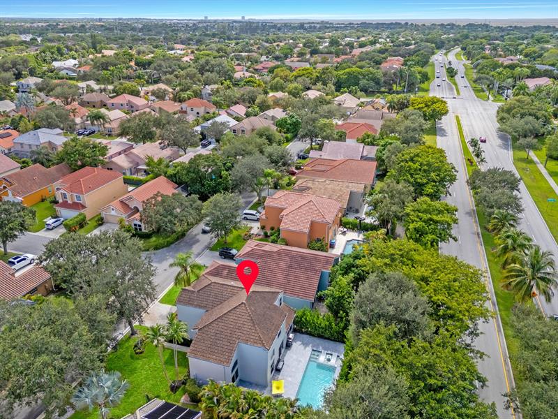 Image 49 of 53 For 11661 3rd Dr