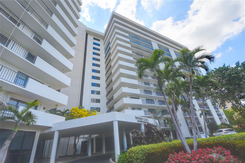 Image 46 of 55 For 5100 Ocean Blvd  516