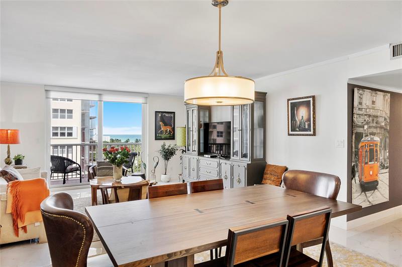 Image 13 of 40 For 1601 Ocean Dr  902