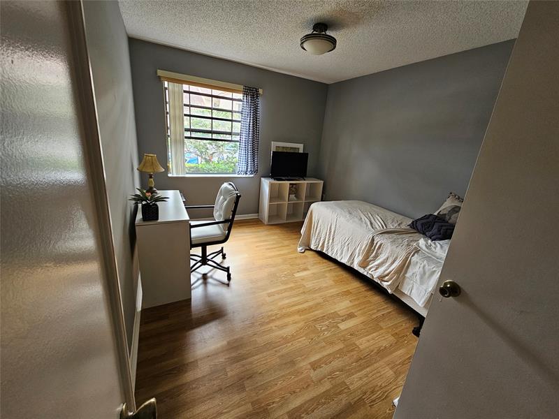 Image 13 of 34 For 5203 Europa Dr  G