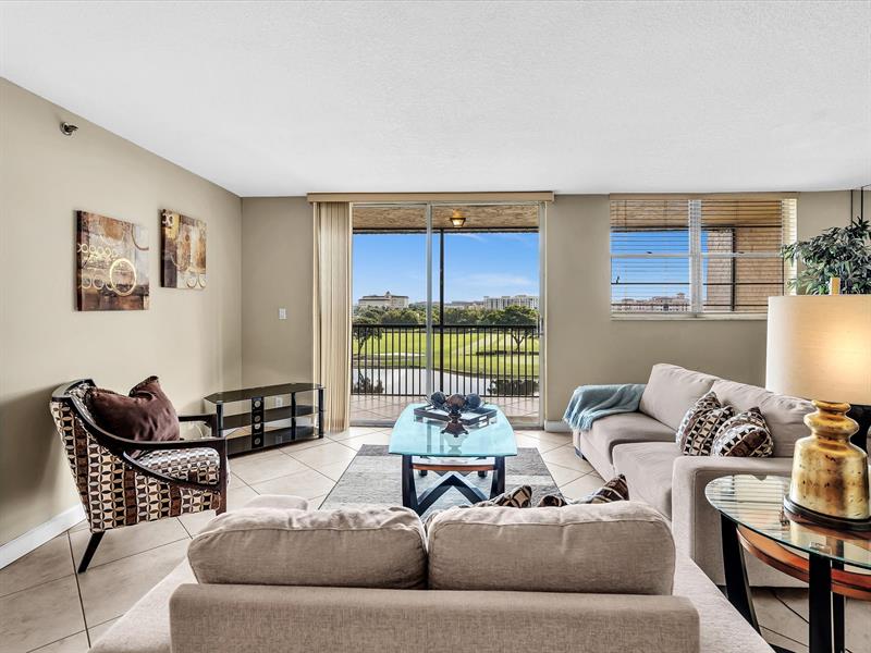 Details for 3300 Rolling Hills Cir  705, Davie, FL 33328