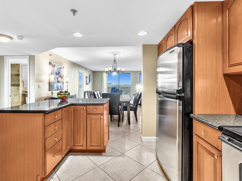 Image 13 of 49 For 3300 Rolling Hills Cir  705