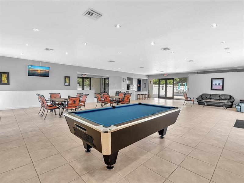 Image 37 of 49 For 3300 Rolling Hills Cir  705