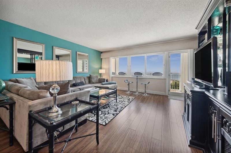 Image 4 of 15 For 328 Ocean Blvd  1007
