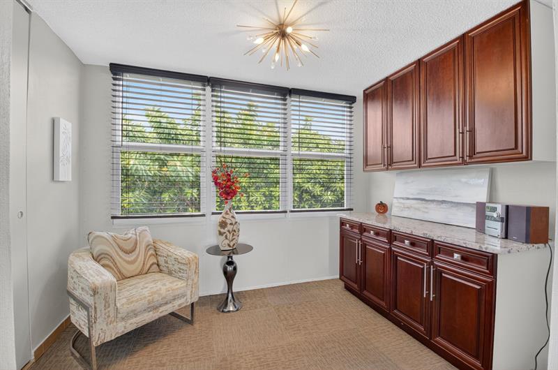 Image 14 of 37 For 2601 3rd Ct  403