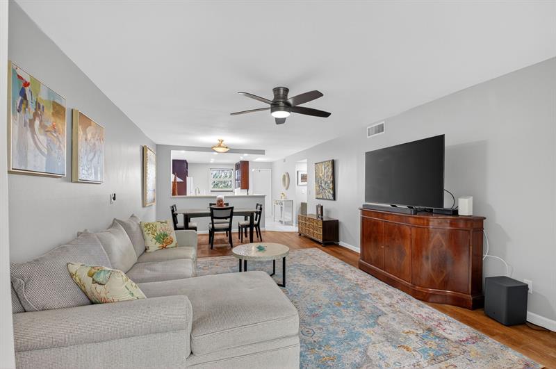 Image 3 of 37 For 2601 3rd Ct  403