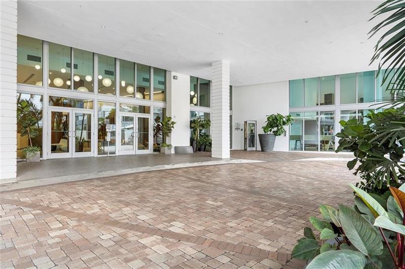 Image 32 of 33 For 350 Miami Ave  1608