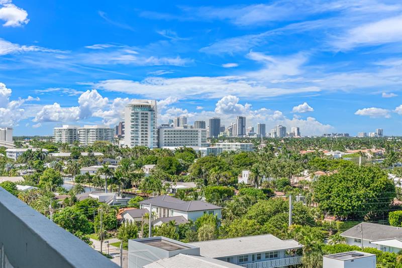 Image 21 of 29 For 1900 Ocean Dr 1002