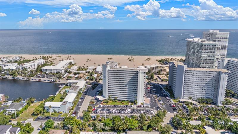 Image 5 of 29 For 1900 Ocean Dr 1002