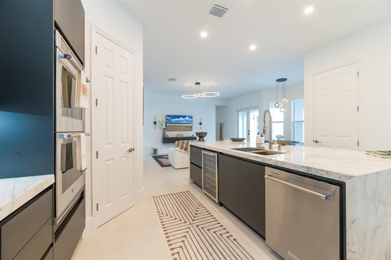 Image 20 of 83 For 13227 26th St