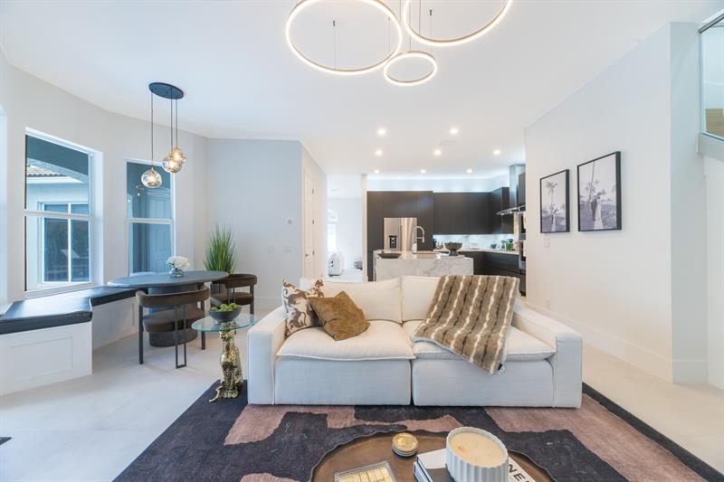 Image 27 of 83 For 13227 26th St