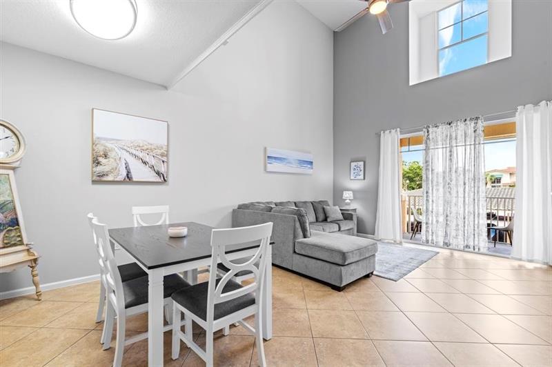 Image 3 of 18 For 4784 Central Boulevard  22