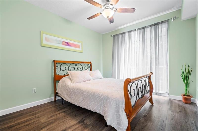 Image 8 of 18 For 4784 Central Boulevard  22