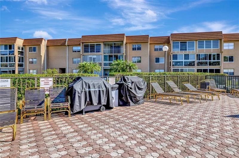 Image 14 of 20 For 8901 Sunrise Lakes Blvd  307