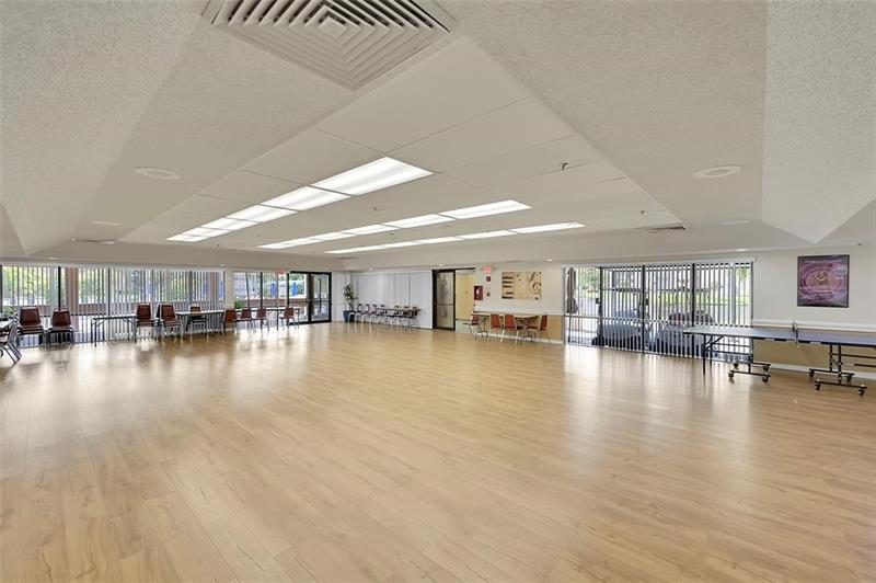 Image 16 of 20 For 8901 Sunrise Lakes Blvd  307