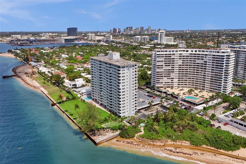 Image 33 of 44 For 2100 Ocean Drive  15e