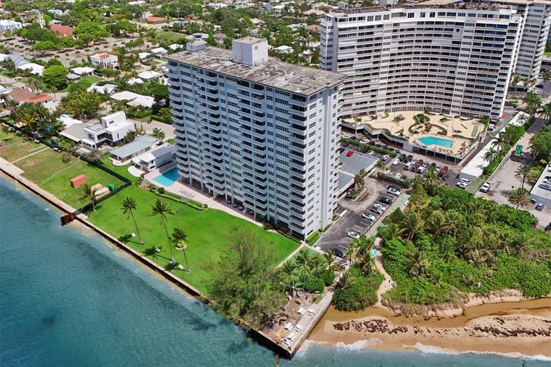 Image 39 of 44 For 2100 Ocean Drive  15e