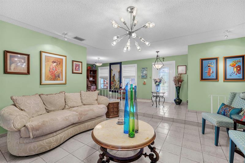 Image 21 of 44 For 7950 8th Ct  