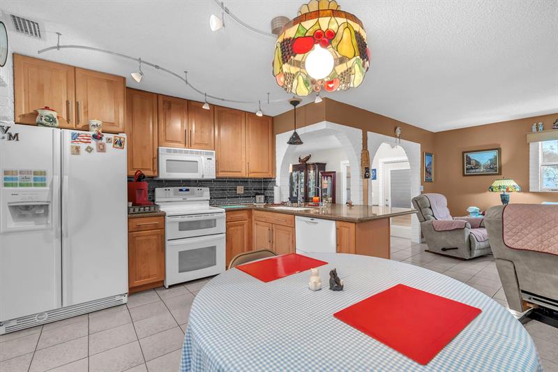 Image 27 of 44 For 7950 8th Ct  