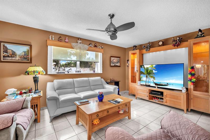 Image 29 of 44 For 7950 8th Ct  