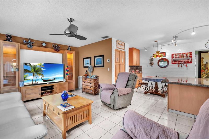 Image 30 of 44 For 7950 8th Ct  