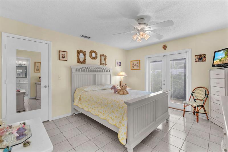 Image 42 of 44 For 7950 8th Ct  