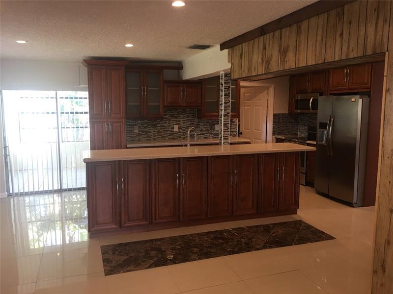 Image 14 of 26 For 720 66th Ter