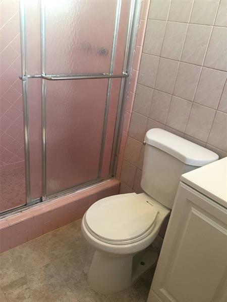 Image 21 of 26 For 720 66th Ter