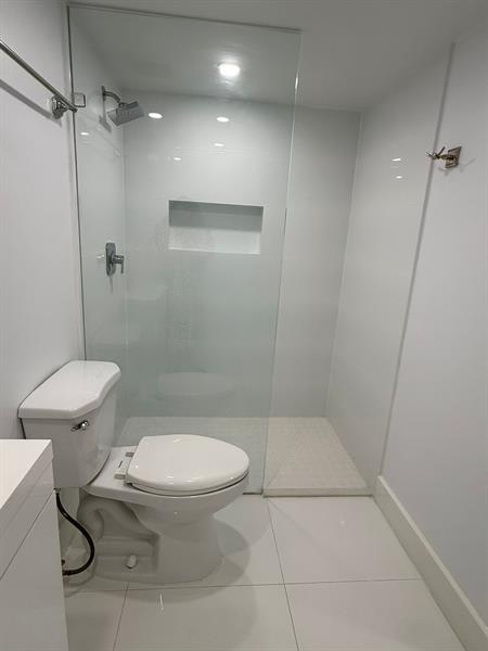 Image 7 of 20 For 8277 128th St  114