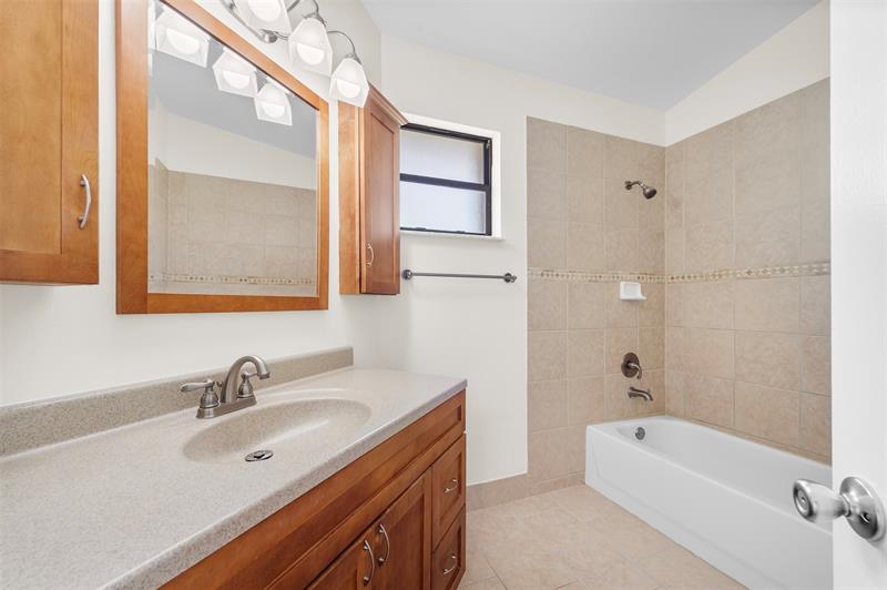 Image 13 of 28 For 11225 9th Ct  11225