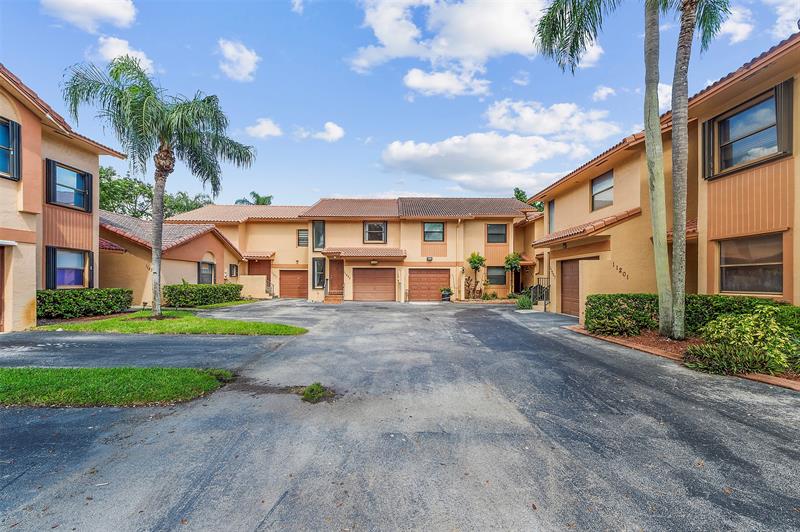 Image 26 of 28 For 11225 9th Ct  11225