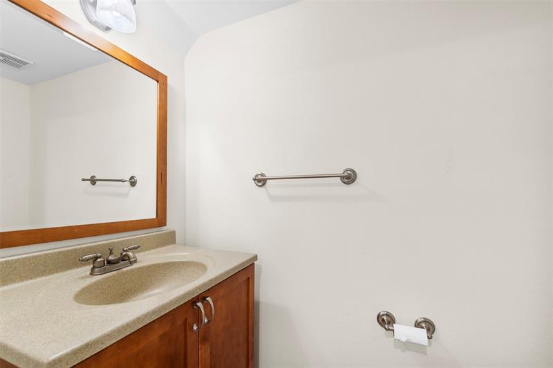 Image 9 of 28 For 11225 9th Ct  11225