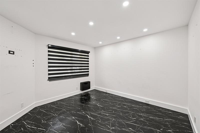 Image 29 of 44 For 1601 Abaco Drive  M1