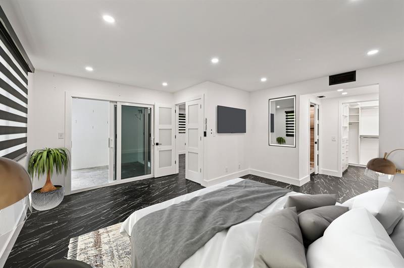 Image 3 of 44 For 1601 Abaco Drive  M1