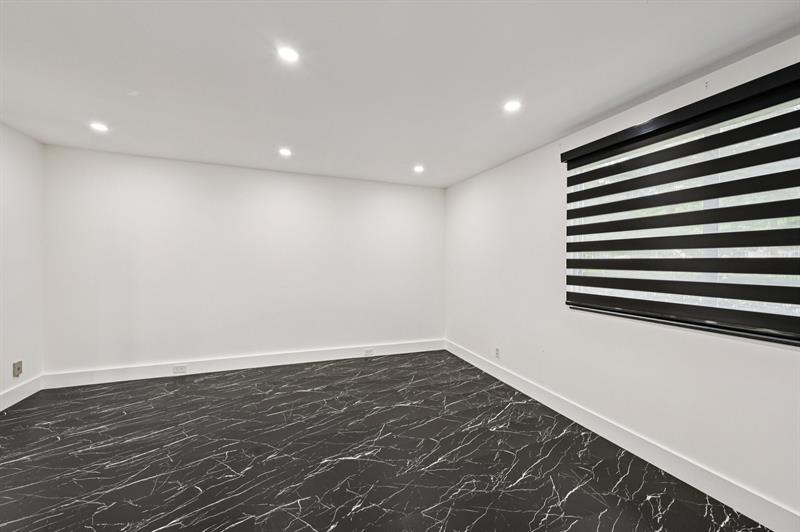 Image 31 of 44 For 1601 Abaco Drive  M1