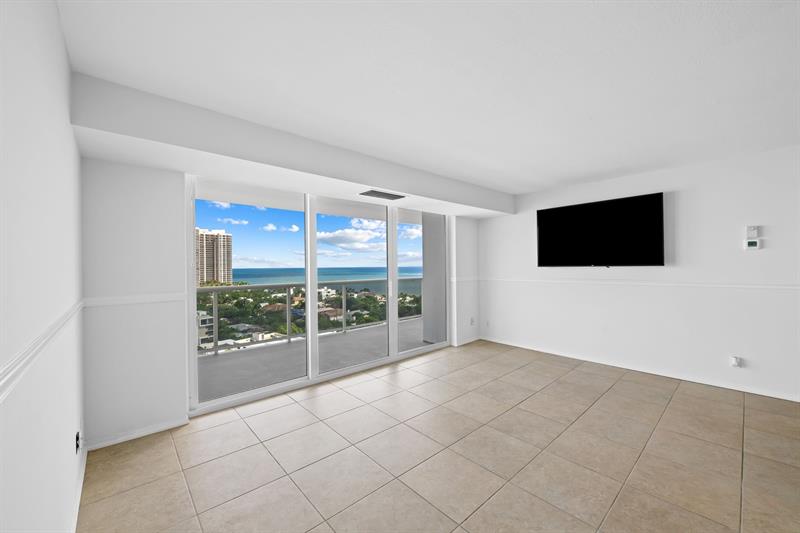 Image 10 of 34 For 2841 Ocean Blvd  1710