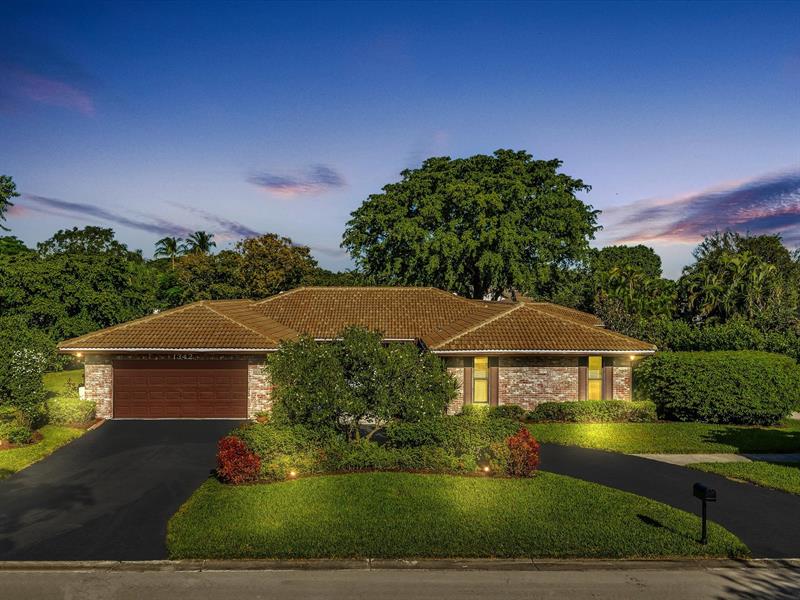 Image 3 of 92 For 1342 100th Dr