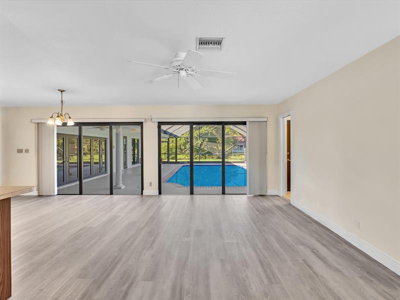 Image 31 of 92 For 1342 100th Dr