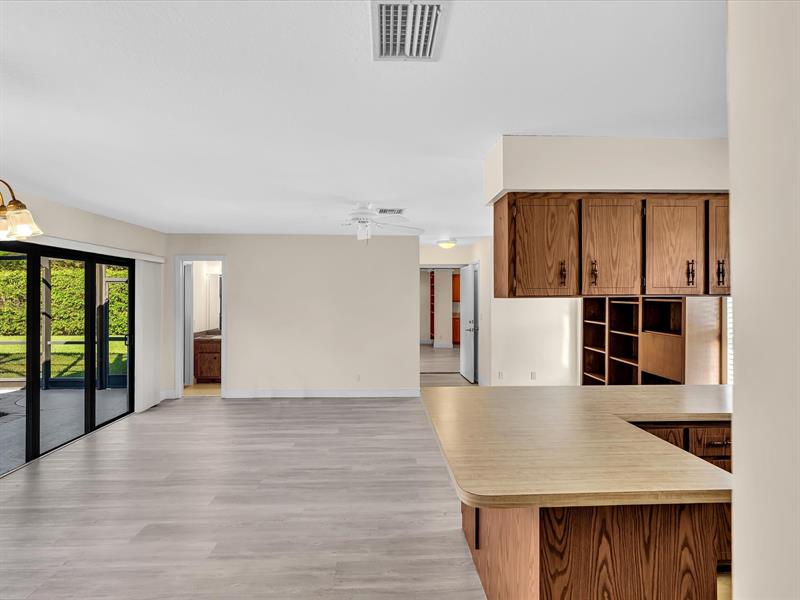 Image 36 of 92 For 1342 100th Dr