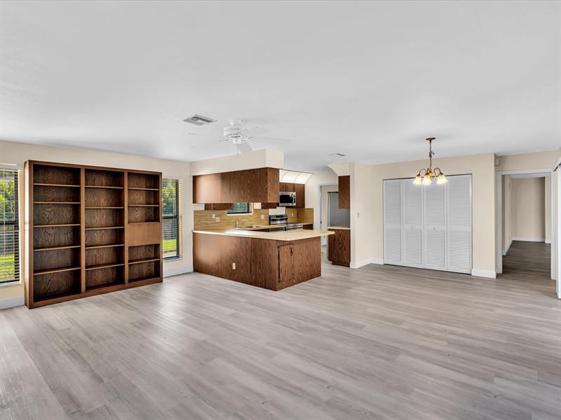 Image 37 of 92 For 1342 100th Dr