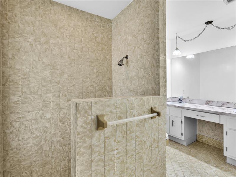 Image 54 of 92 For 1342 100th Dr