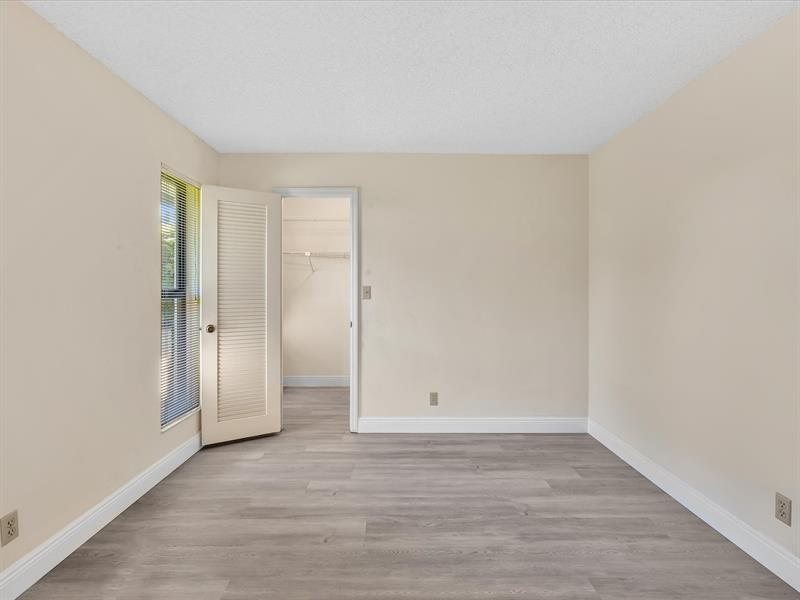 Image 61 of 92 For 1342 100th Dr