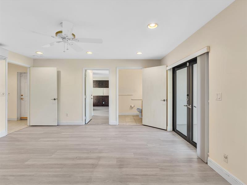 Image 70 of 92 For 1342 100th Dr