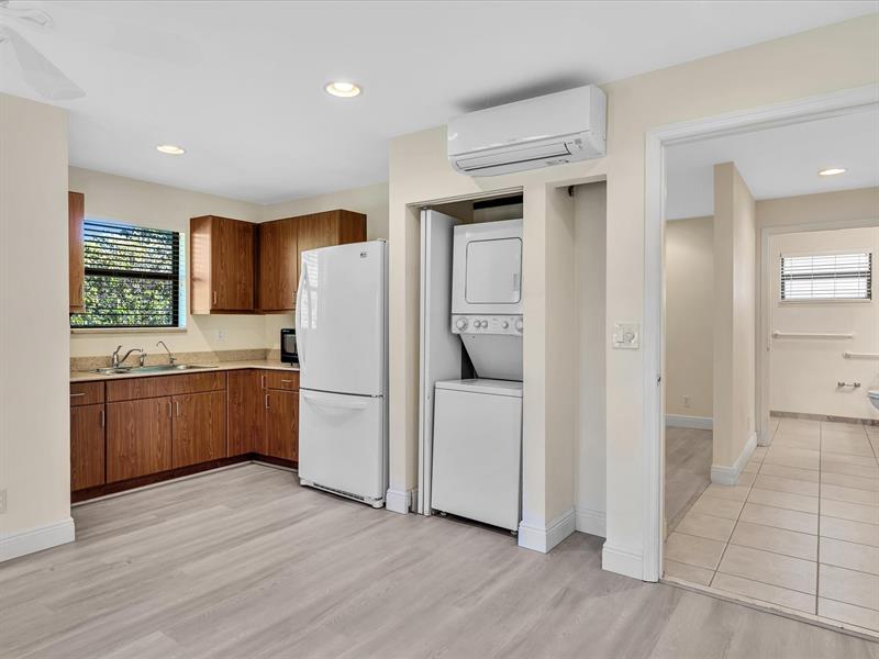 Image 71 of 92 For 1342 100th Dr