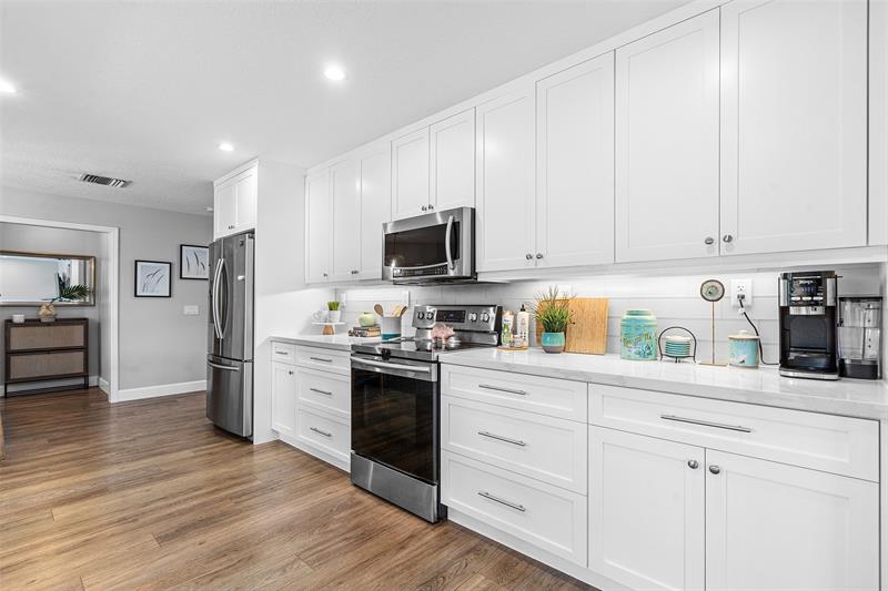 Image 14 of 37 For 8833 1st St  